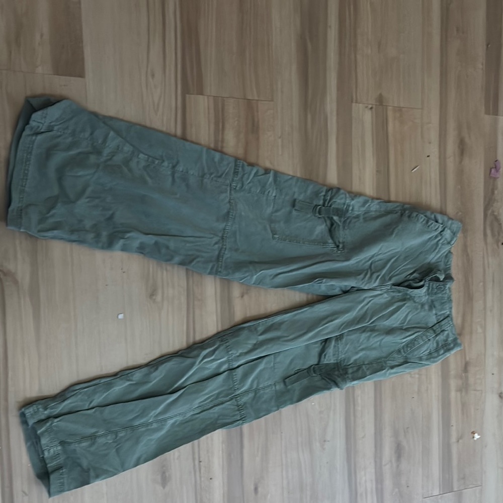 Women’s Green Cargo Pants